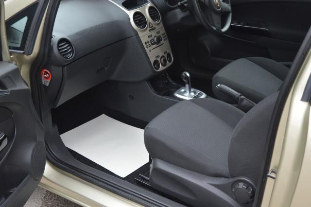 2007 VAUXHALL CORSA 1.2 LIFE A/C 3d image 3