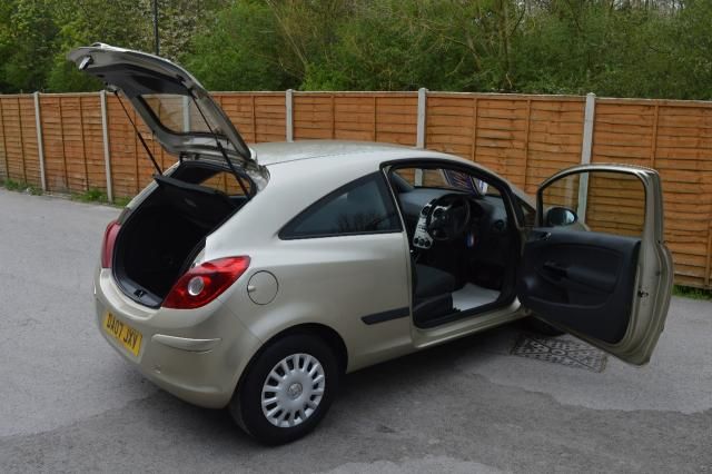 2007 VAUXHALL CORSA 1.2 LIFE A/C 3d image 7