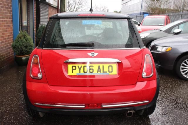 2006 MINI HATCH 1.6 ONE 3d image 3