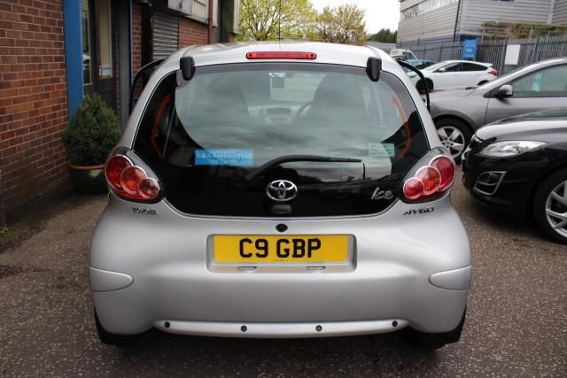 2011 TOYOTA AYGO 1.0 VVT-I ICE MM 5d image 4