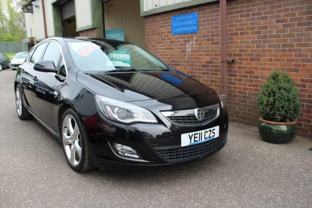 2011 VAUXHALL ASTRA 2.0 SRDTi 5d image 1