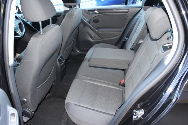 2011 VOLKSWAGEN GOLF 1.6 TDi 5d image 7