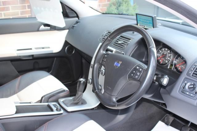 2011 VOLVO V50 1.6 D 5d image 5