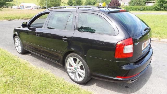 2012 SKODA OCTAVIA 2.0 VRS TDI 5d image 6