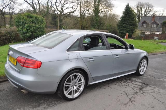 2009 AUDI A4 2.7 TDI S LINE 4d image 5