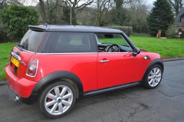 2007 MINI HATCH 1.6 COOPER D 3d image 3
