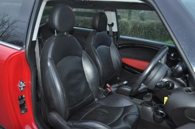 2007 MINI HATCH 1.6 COOPER D 3d image 6