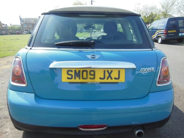 2009 MINI Hatch 1.6 Cooper 3dr image 4