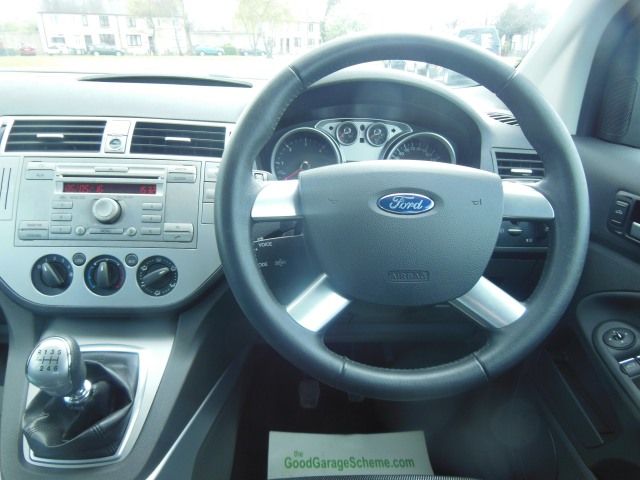 2010 Ford Kuga 2.0 TDCi Zetec 5dr image 7