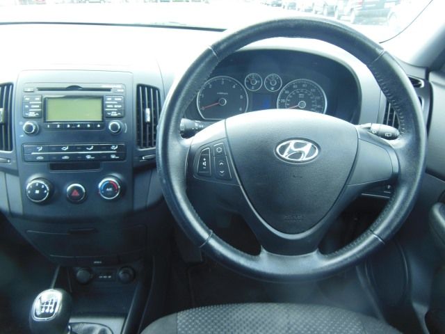 2010 Hyundai i30 1.6 CRDi Comfort 5dr image 6