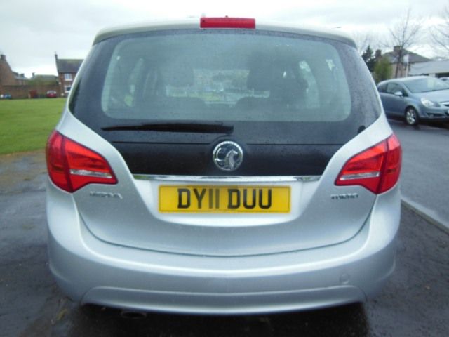 2011 Vauxhall Meriva 1.4 T 16v Exclusiv 5dr image 4