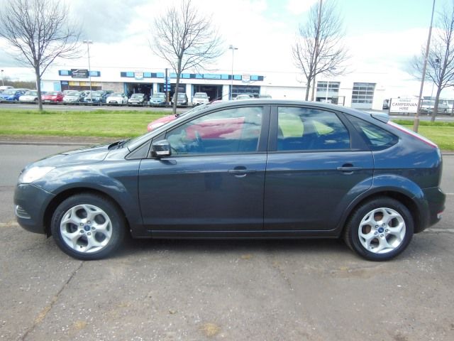 2010 Ford Focus 1.6 Sport 5dr image 3