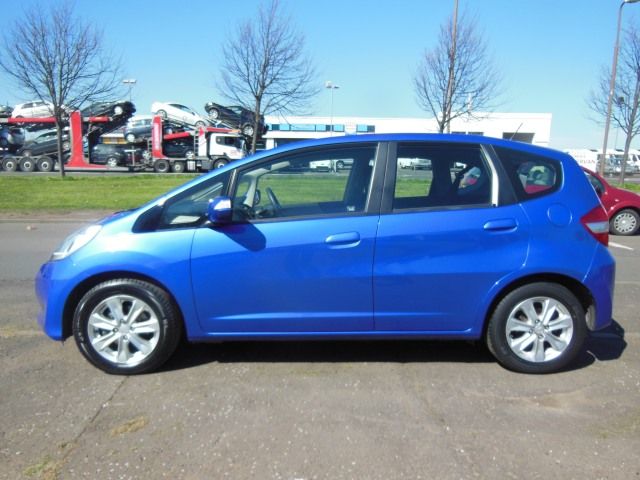 2011 Honda Jazz 1.4 i VTEC ES CVT 5dr image 3