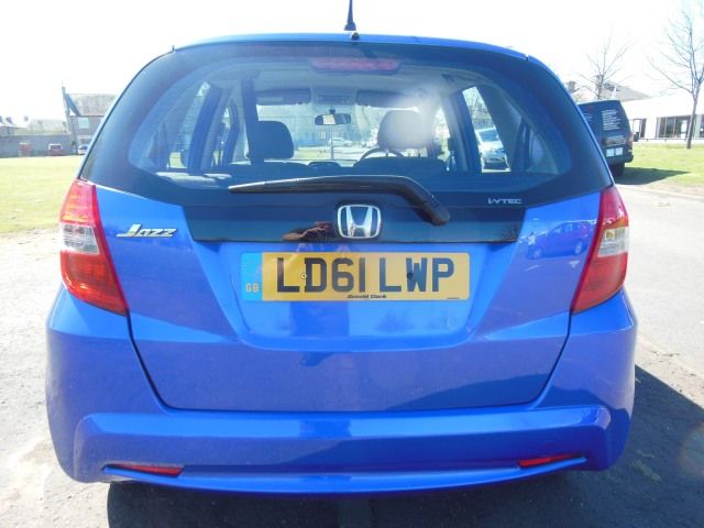 2011 Honda Jazz 1.4 i VTEC ES CVT 5dr image 4