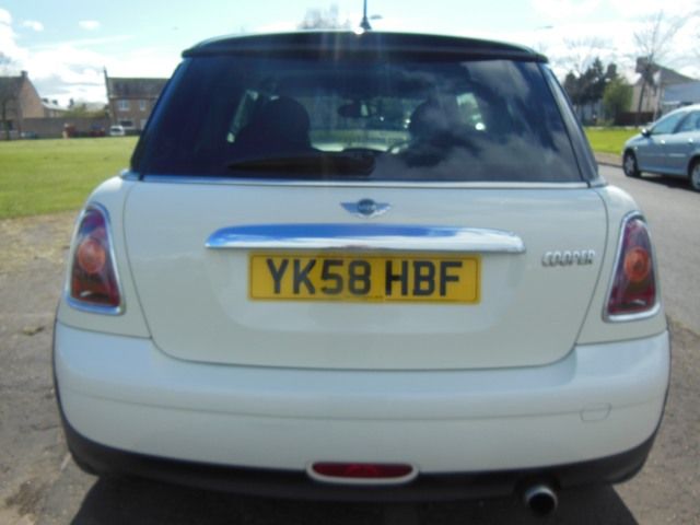 2008 MINI Hatch 1.6 Cooper 3dr image 3