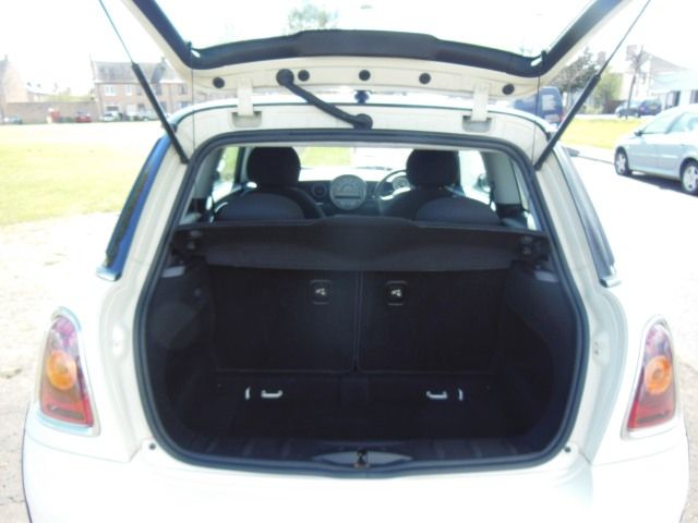 2008 MINI Hatch 1.6 Cooper 3dr image 4