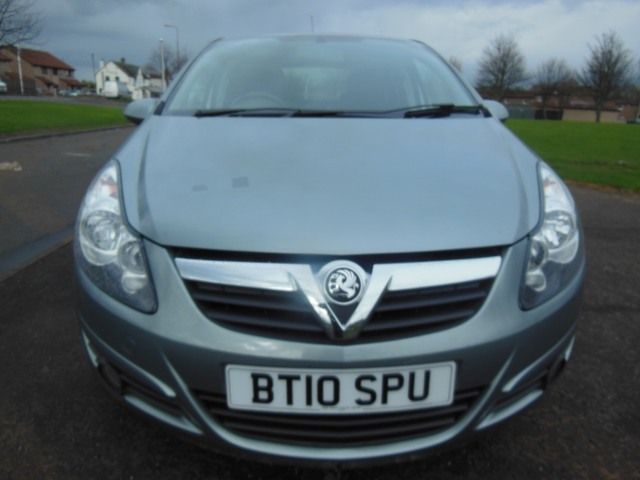2010 Vauxhall Corsa 1.2 i 16v SXi 5dr image 2