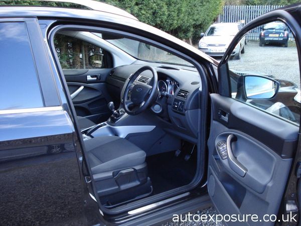 2010 Ford Kuga 2.0 TDCi Zetec image 5