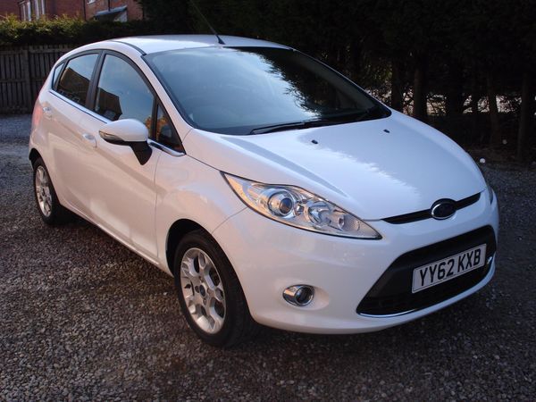 2012 Ford Fiesta 1.25 Zetec image 1