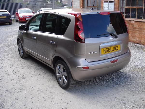 2011 Nissan Note 1.6 N-Tec image 3