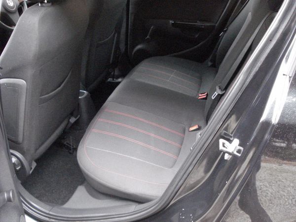 2012 Vauxhall Corsa 1.2 SXi image 7