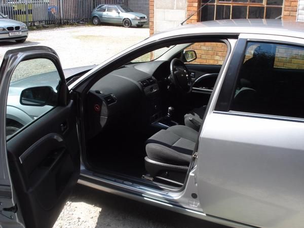 2006 Ford Mondeo 2.0TDCi image 9