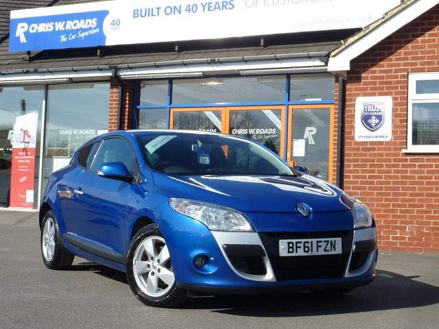 2011 RENAULT MEGANE 1.6 TOMTOM image 1