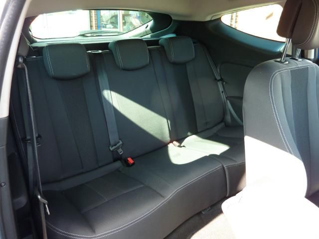 2011 RENAULT MEGANE 1.6 TOMTOM image 7