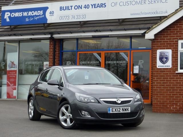 2012 VAUXHALL ASTRA 1.7 CDTi SRi 5dr image 1
