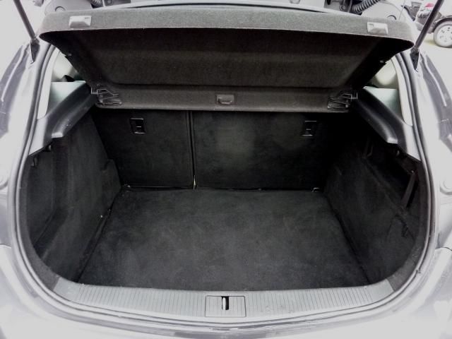 2012 VAUXHALL ASTRA 1.7 CDTi SRi 5dr image 9