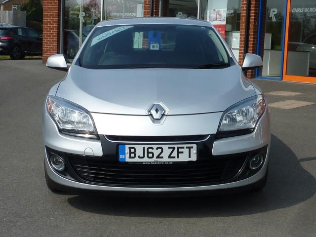 2013 RENAULT MEGANE 1.5 DCi 5dr image 2