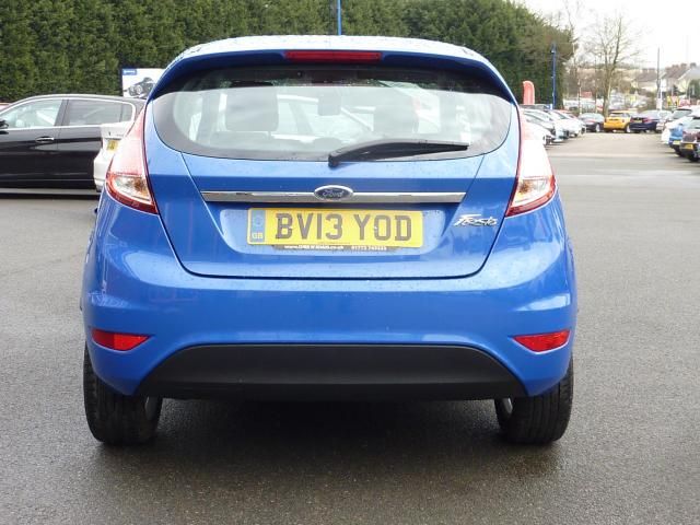 2013 FORD FIESTA 1.2 ZETEC 3dr image 4
