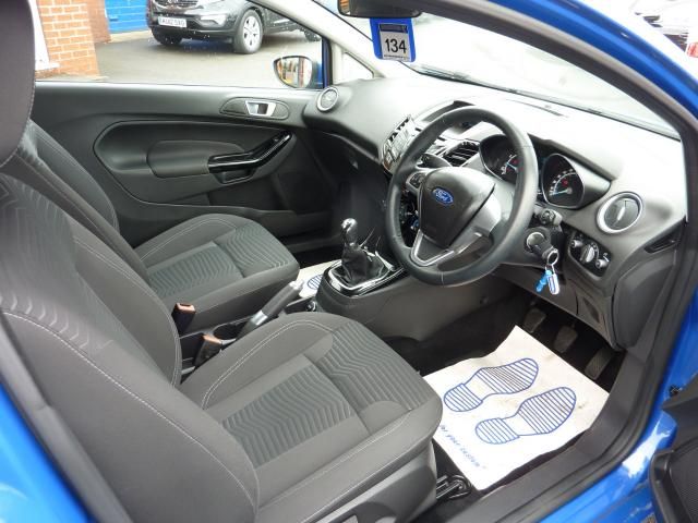 2013 FORD FIESTA 1.2 ZETEC 3dr image 5