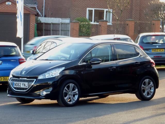 2013 PEUGEOT 208 1.6 5dr image 1