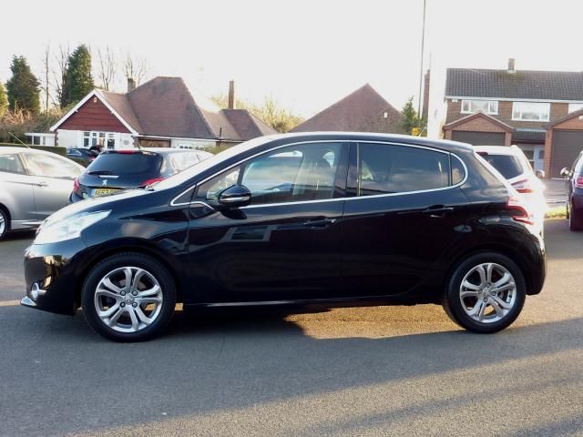 2013 PEUGEOT 208 1.6 5dr image 3