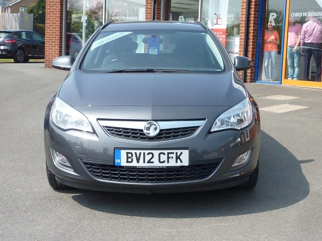 2012 VAUXHALL ASTRA 1.7 CDTi 5dr image 2