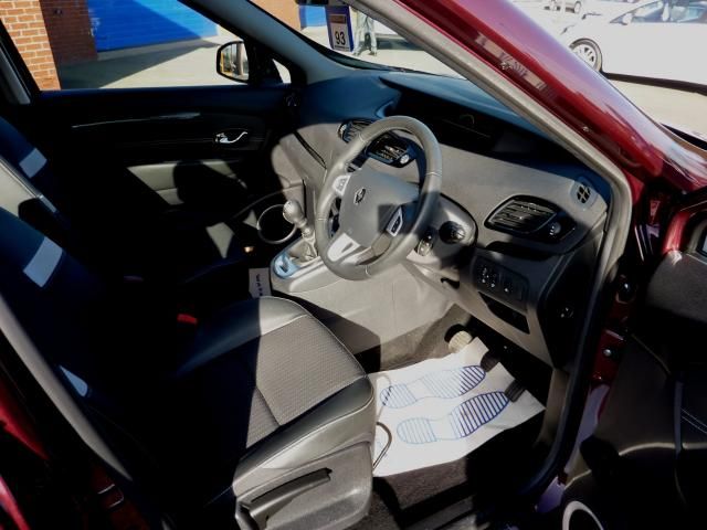 2012 RENAULT SCENIC 1.5 DCi 5dr image 5