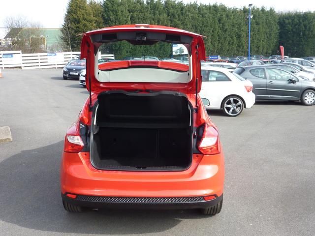 2013 FORD FOCUS 1.0 ZETEC 5dr image 5