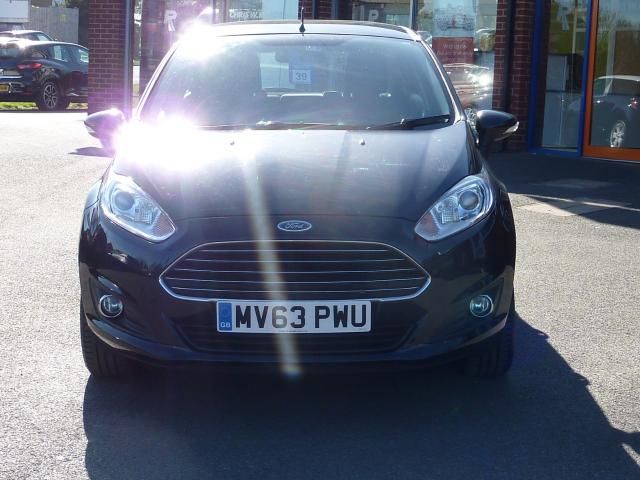 2013 FORD FIESTA 1.5 TDCi ZETEC 5dr image 2