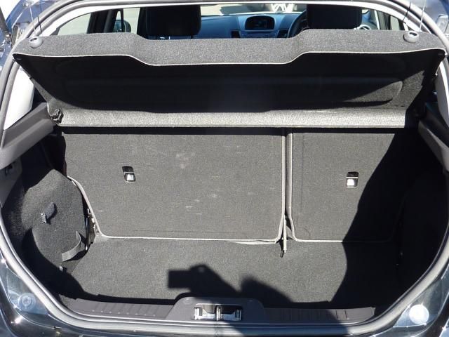 2013 FORD FIESTA 1.5 TDCi ZETEC 5dr image 8