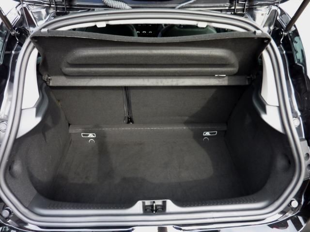 2014 RENAULT CLIO 1.5 DCi 5dr image 8