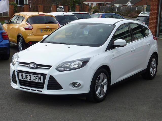 2013 FORD FOCUS 1.6 TDCi ZETEC 5dr image 1