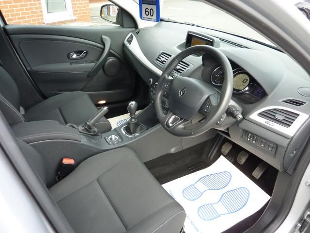 2013 RENAULT MEGANE 1.5 DCi 5dr image 5