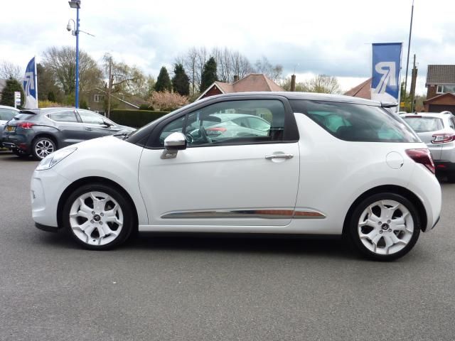 2013 CITROEN DS3 1.6 E-HDi 3dr image 3