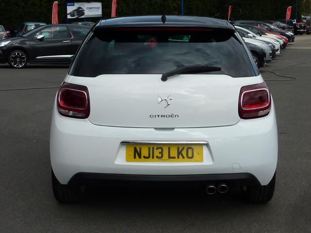 2013 CITROEN DS3 1.6 E-HDi 3dr image 4