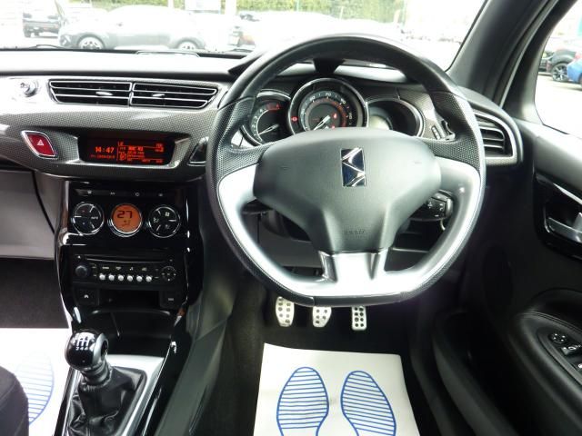 2013 CITROEN DS3 1.6 E-HDi 3dr image 6