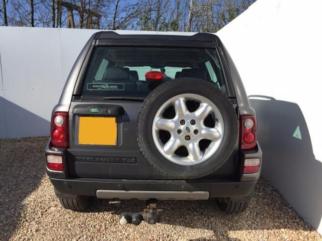 2005 LAND ROVER FREELANDER 2.0 TD4 5d image 4
