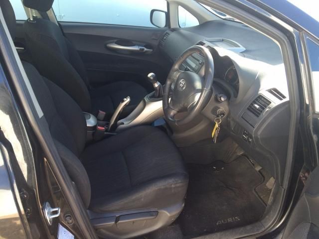 2008 TOYOTA AURIS 1.4 T3 D-4D 5d image 5