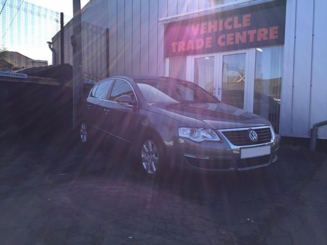2006 VOLKSWAGEN PASSAT 1.9 TDI SE 4d image 2
