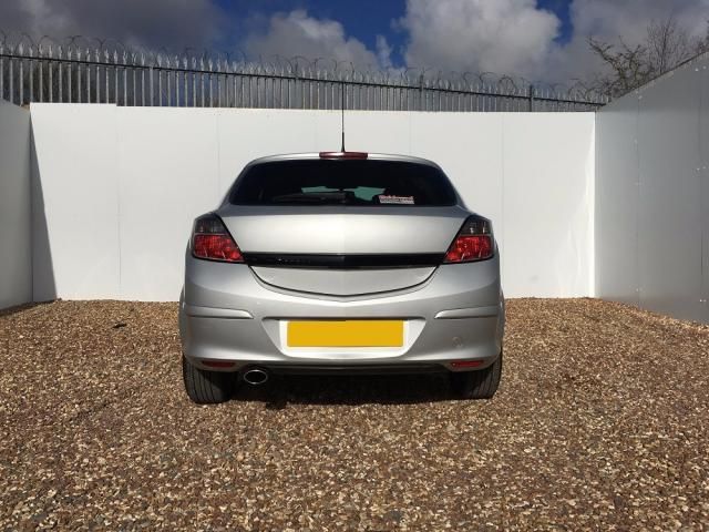 2010 VAUXHALL ASTRA 1.6 SRI 3d image 3